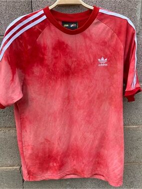 Adidas Pharrell Williams x Human Race HU Red Tie Dye T-Shirt Men's Medium Soccer